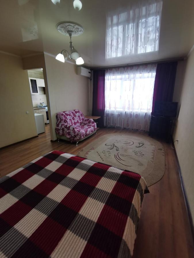 1 Комн Апартаменты В Центре Рядом С Парком Qostanay Esterno foto