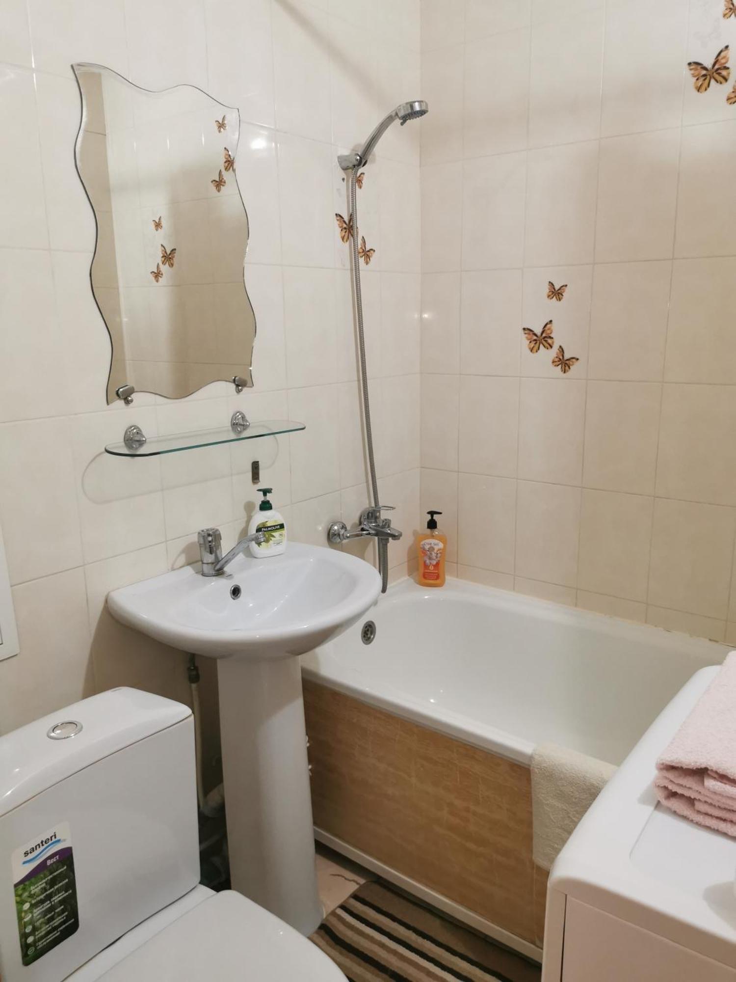 1 Комн Апартаменты В Центре Рядом С Парком Qostanay Esterno foto
